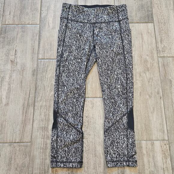 Lululemon Pace Rival Crop Leggings Women 4 Black White Pattern Running Training - Picture 3 of 11